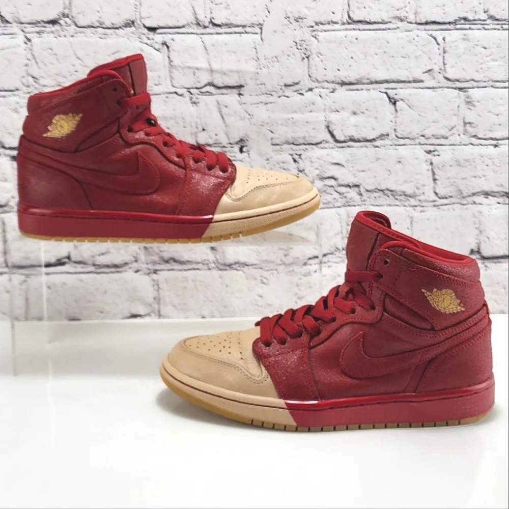 JORDAN 1 RETRO HIGH 2017 Dipped Toe Red - Sneakers, Gym red/gold/tan, size 7.5